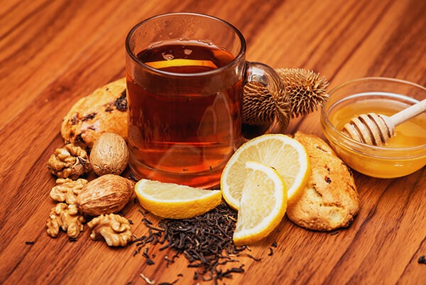 black tea with lemon and honey