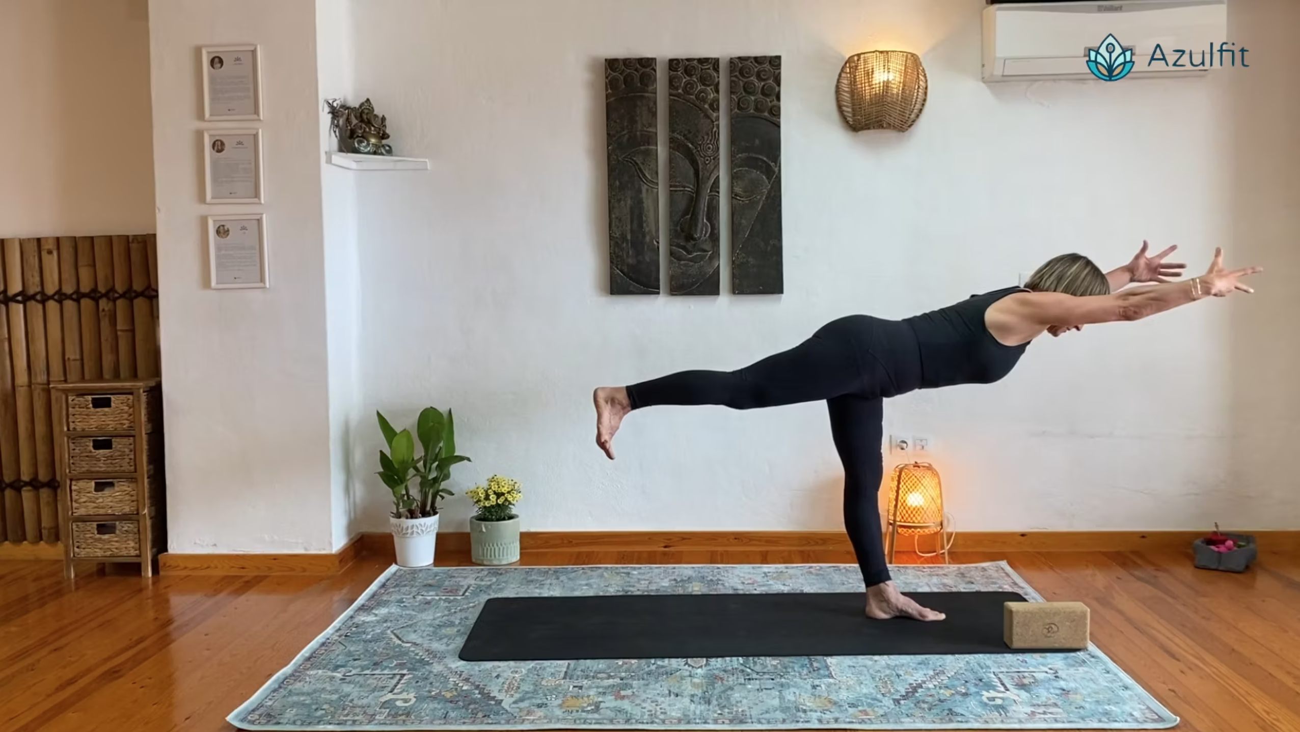 Flow Yoga - Beginner/ Intermediate
